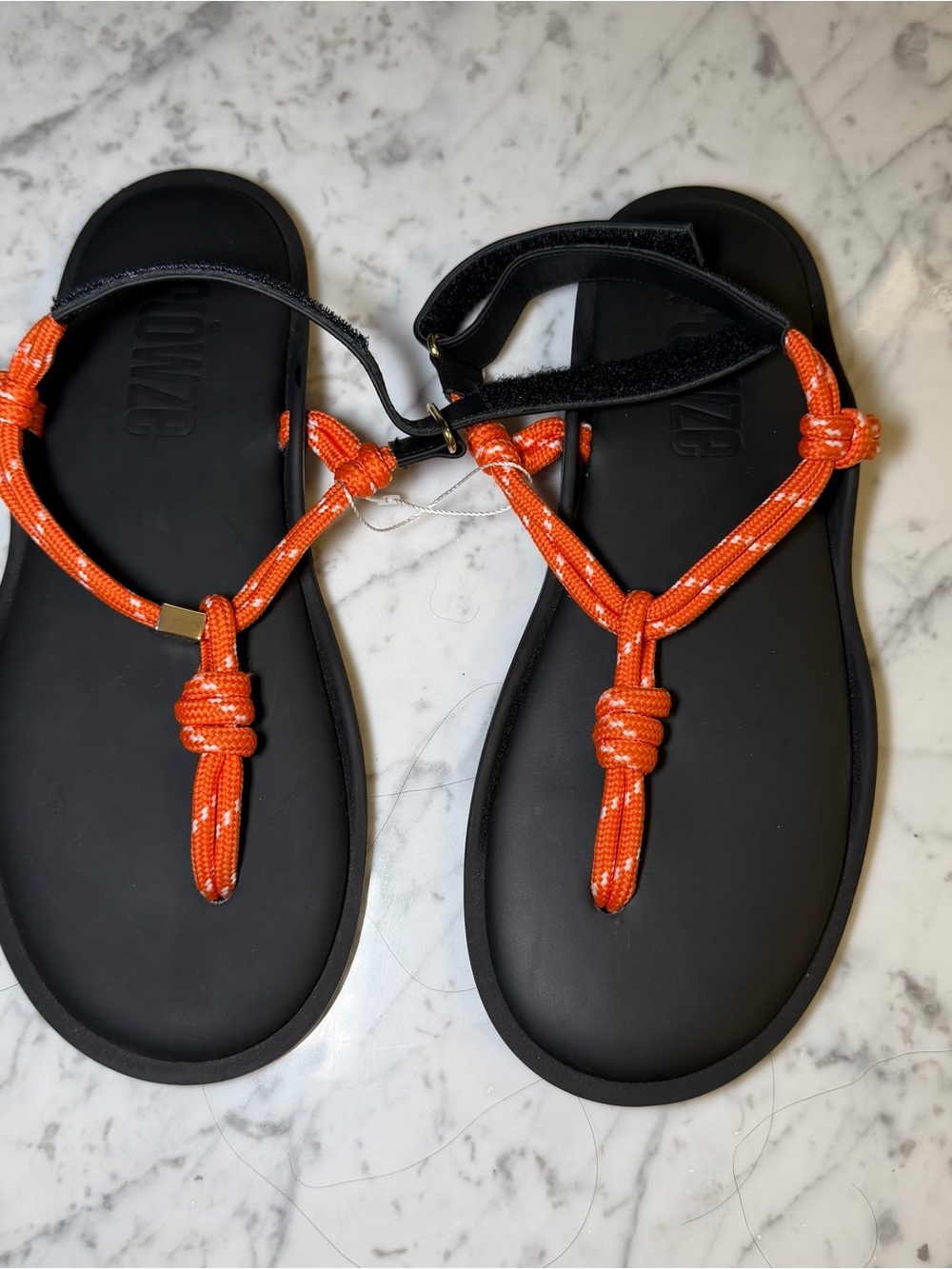 New FLÒWZE Flo Rope Orange Black Sandal $195 Size EU 39